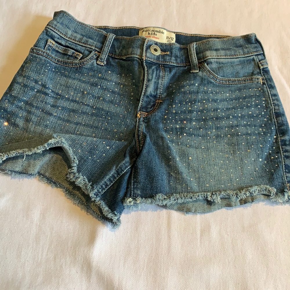 🍬👖SWEET girls denim cutoffs w/rhinestones👖🍬